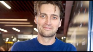 ИВАН КОЛЕСНИКОВ -АКТЁР И МНОГОДЕТНЫЙ ПАПА . ЕГО ЖЕНА ВЫБРАЛА БЕДНОСТЬ, А НЕ БОГАТСТВО И НЕ ПРОГАДАЛ