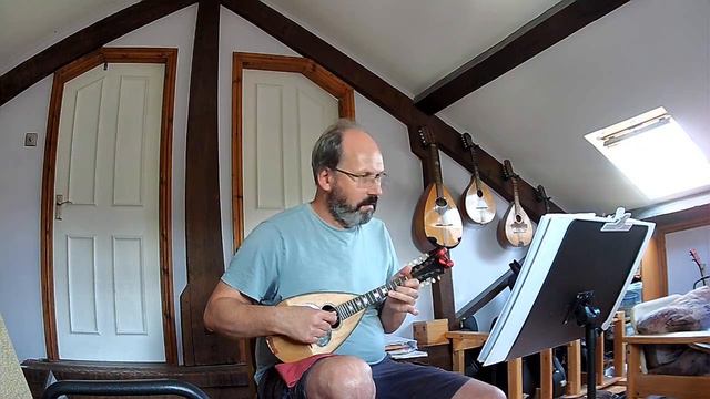 E. Barbella (1762): Sonata a due mandolini e basso (Gimo 18), 2 mandolins & mandocello смотреть онлайн