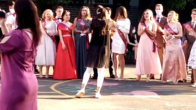 Выпускной 2020г. Гимназия г. Калинковичи смотреть онлайн