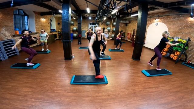 livin la vida loca step смотреть онлайн