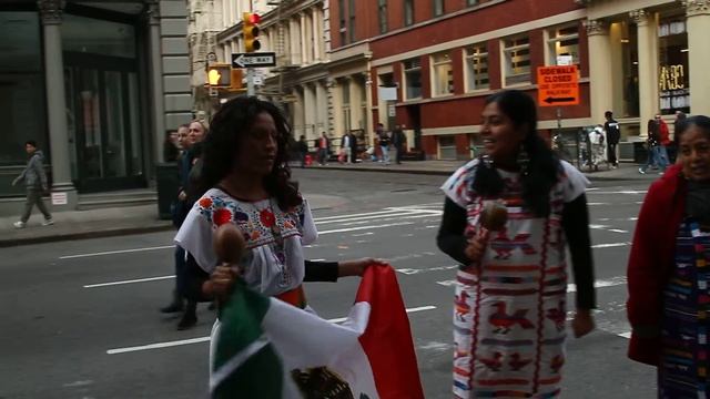 Protest against Isabel Murant and Antik Batik 2 смотреть онлайн