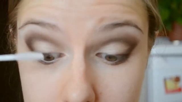 Макияж в коричневых тонах Макияж для нависшего века смотреть онлайн