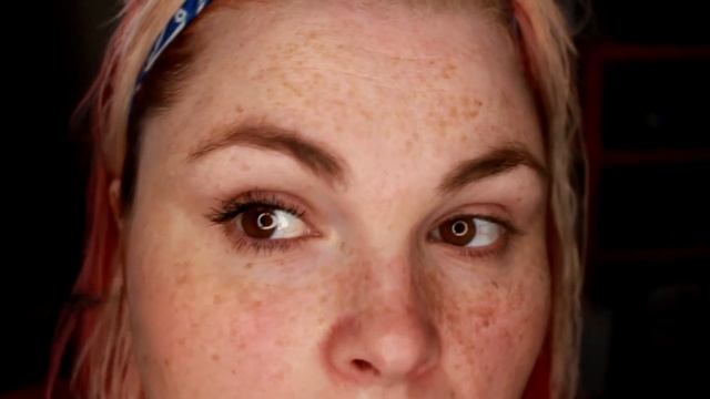 MAYBELLINE Volum' Express The Colossal Cat Eyes Mascara | Mascara Monday