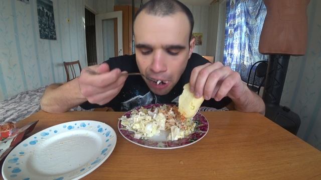 МУКБАНГ/АСМР КАША ПШЕННАЯ/САЛАТ ОВОЩНОЙ/СЫР АДЫГЕЙСКИЙ КОПЧЕНЫЙ/КЕТЧУП/ОБЖОР/ EATING/ASMR/Mukbang смотреть онлайн