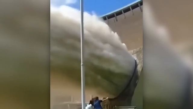 На Это Можно Смотреть Вечно Случаи 1 на 1000000 Снятые на Камеру 3