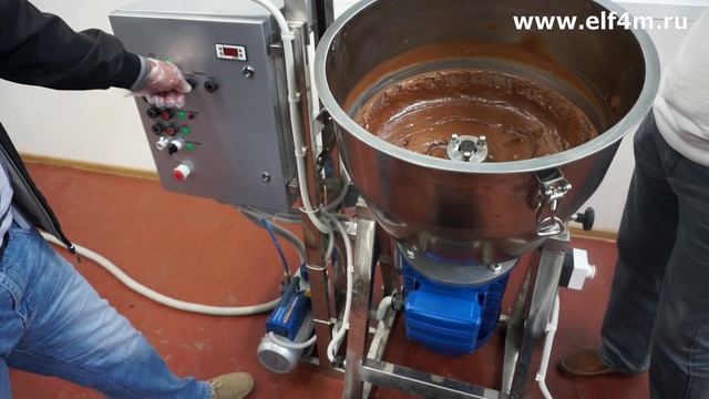 Пастила и охлажденное пальмовое масло в вакуумном куттере ИПКС-032-80ВРМ(Н) смотреть онлайн