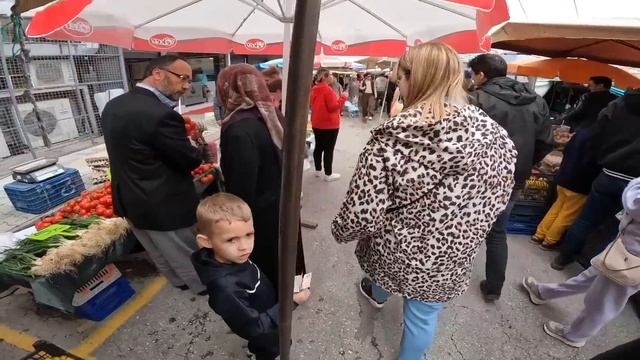 ДАНЯ ОТКРЫЛ СВОЙ МАГАЗИН ? смотреть онлайн