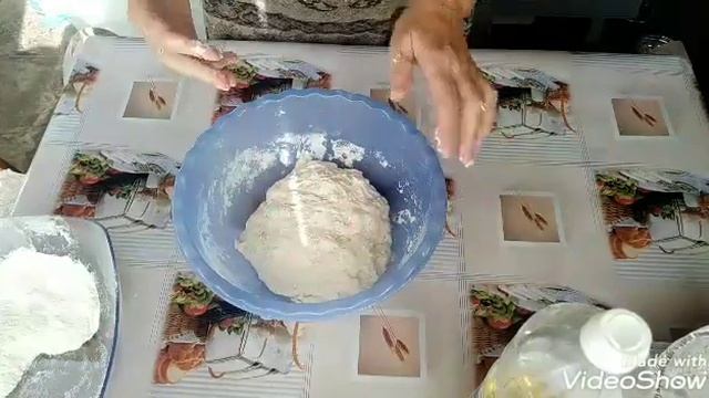 Вкуснейший хлеб без долгого вымешивания. Delicious bread without long kneading. смотреть онлайн