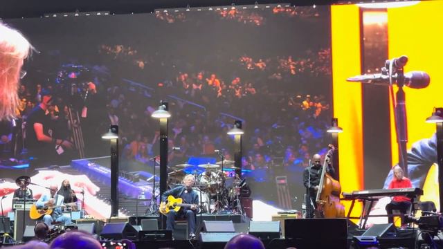 Eric Clapton Layla Acoustic Live from Crossroads Guitar Festival Los Angeles 9/24 смотреть онлайн