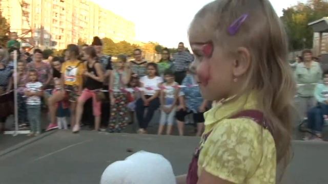 Шоу мыльных пузырей День района Меланжевого комбината 2018 смотреть онлайн