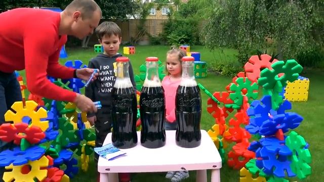 МАКС ЗАХЛЕБНУЛСЯ КОКА КОЛОЙ ЕДЕМ В СКОРУЮ!!!!!!!!!