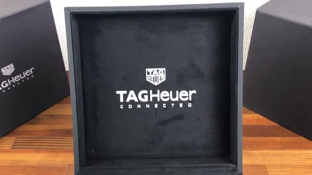Tag Heuer Connected Watch Box смотреть онлайн