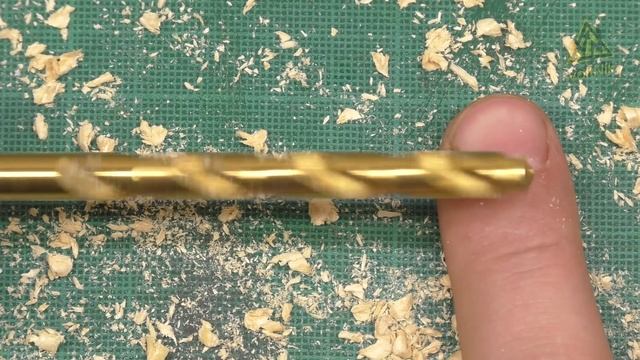 ЛУЧШИЙ ШУРУПОВЕРТ ИЗ КИТАЯ. LONGYUN 25В смотреть онлайн