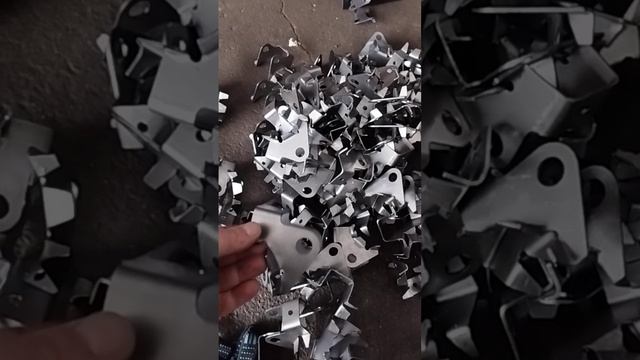 Кронштейн крепления бензобака (упор) УАЗ Патриот (УАЗ оригинал) - УАЗ арт. 3162-00-1101141-00 смотреть онлайн