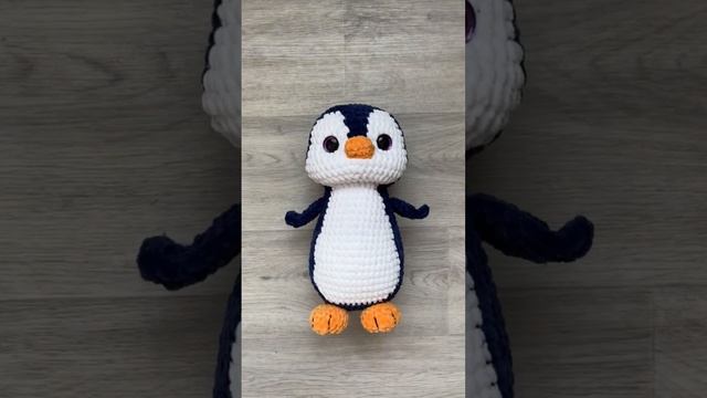 Вязаный пингвин крючком #пингвин #пингвинкрючком #вязаныйпингвин #игрушкидлядетей #игрушкикрючком смотреть онлайн