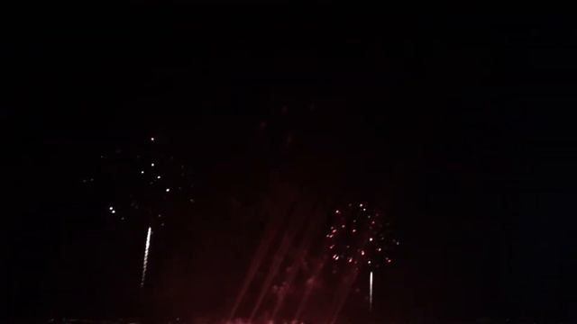 Шикарный салют в Каннах. смотреть онлайн