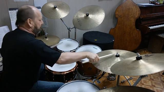Соло на барабанах solo on drums огранка камня джаза - jazz jeweler cut stone смотреть онлайн