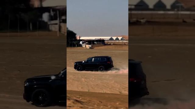 TOYOTA LAND CRUISER 300 V6 TWIN-TURBO 3.5L смотреть онлайн