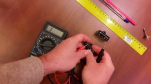 Проверяем конденсатор газовой колонки. Check the capacitor of the gas water heater.