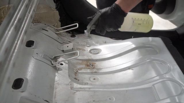 Detailing Renault Logan that sat for 5 years out on the street (and was a cab for 4) смотреть онлайн