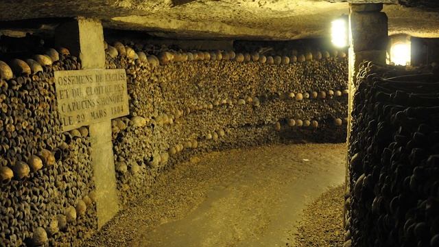 Catacombe di Parigi, fra misteri e leggende смотреть онлайн
