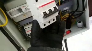 21.01.21 замена вводного автомата в водном электро щитке