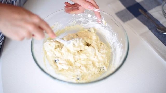 Маффины лимонные с голубикой // Готовим дома смотреть онлайн