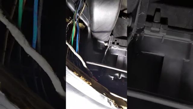 Ремонт печки (не дует горячим) Ауди 80 б3. Часть 1 смотреть онлайн