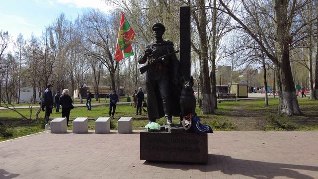 Официальный субботник в парке Победы смотреть онлайн