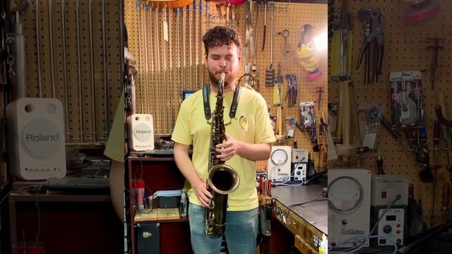 Hear Chaco Play the Refurbished 1936 King Zephyr Tenor Sax смотреть онлайн