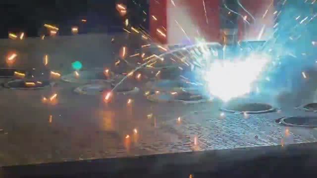 Сварка прямой горелкой на станке GALICH WELD MASTER