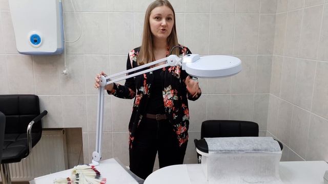7. Рабочее место мастера маникюра.mp4