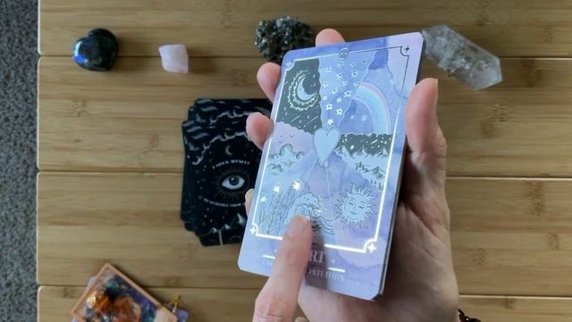 Tarot Unboxing Vol. 51 'Cosmic Guidance Oracle by Annie Tarasova, Dreamy Mooons' смотреть онлайн
