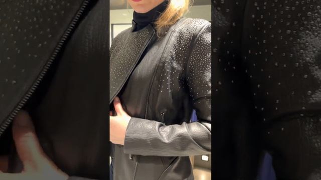 Женская кожаная куртка из фактурной кожи! ? Вопросы по телефону - WhatsApp?+90 552 242 55 59? смотреть онлайн