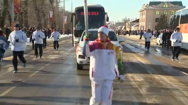 Майкоп. Эстафета олимпийского огня. 03.02.2014. День 119. смотреть онлайн