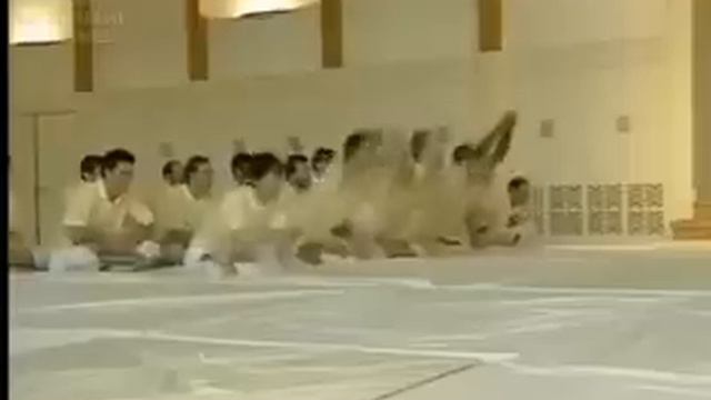 Yogic Flying смотреть онлайн