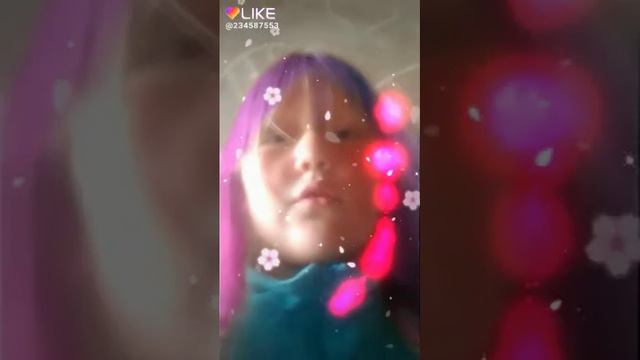 Кто не заметил сзади меня 💓 был значок лайк 😍😛😝 смотреть онлайн