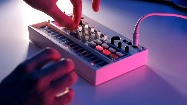 Retro Video Game 80's Beat (Volca & Wav Sample Pack) смотреть онлайн