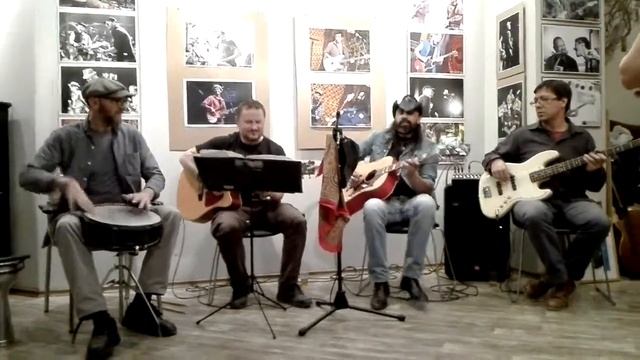 Blues Traffic в галерия Лампион(9) смотреть онлайн