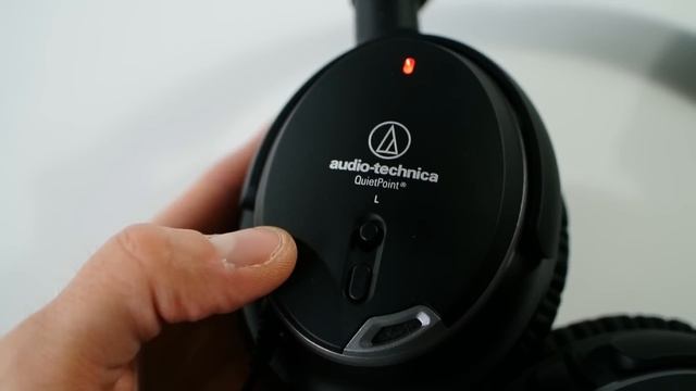 Bose QC25 vs Audio Technica ANC9 Headphone Review смотреть онлайн