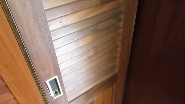 SOLD! 1996 American Eagle 40V High Quality Diesel with Slide , Low Miles, Top of the Line, $34,900 смотреть онлайн