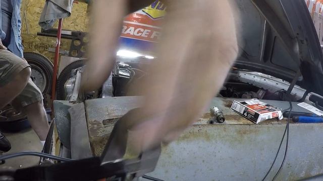 Will my Daughters 65 Fastback be ready in time? - Wiring up the ignition! #classiccars #fastback смотреть онлайн