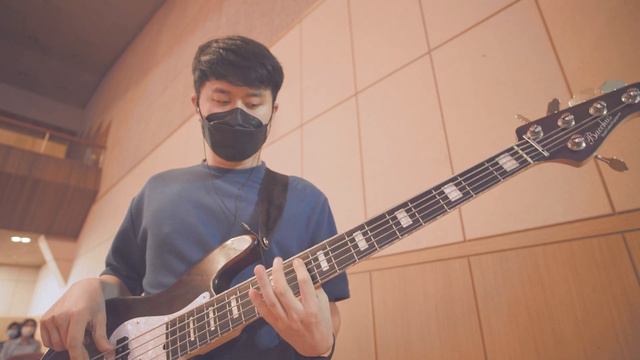 왕 되신 주 앞에 - CCM COVER [ Bass 정진웅 ] смотреть онлайн