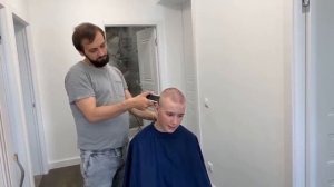 ЗАБИРАЮТ В АРМИЮ В 12 ЛЕТ !!! СТРИЖКА НАЛЫСО в прямом эфире БАРБЕРШОП УФА