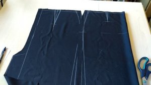 Как раскроить юбку - карандаш на ткани.  #какраскроитьюбкусразунаткани