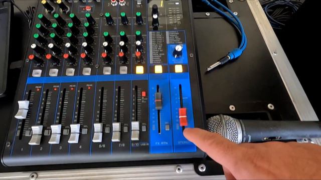 Teste da mesa Yamaha MG10XUF смотреть онлайн