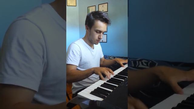 Swedish House Mafia vs Avicii Piano Medley смотреть онлайн