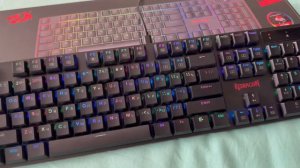 Обзор механической клавиатуры RedRagon Apas