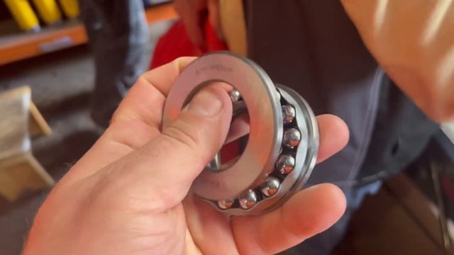 Скоро в продаже из-за бугра крюки с нормальным подшипником?? #gdplru #гидравлистика #крюкнакму смотреть онлайн