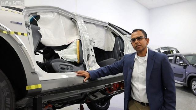 Hyundai Nexo Hydrogen Fuel Cell Vehicle IIHS Crash Test смотреть онлайн